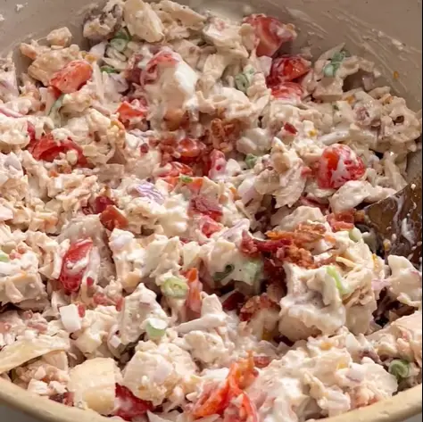 Irresistible Deli Chicken Salad: Elevate Your Picnic Game!