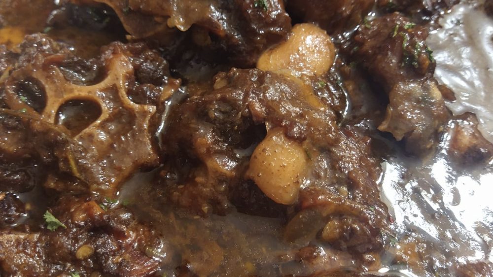 Braised Oxtails with Caribbean Spices