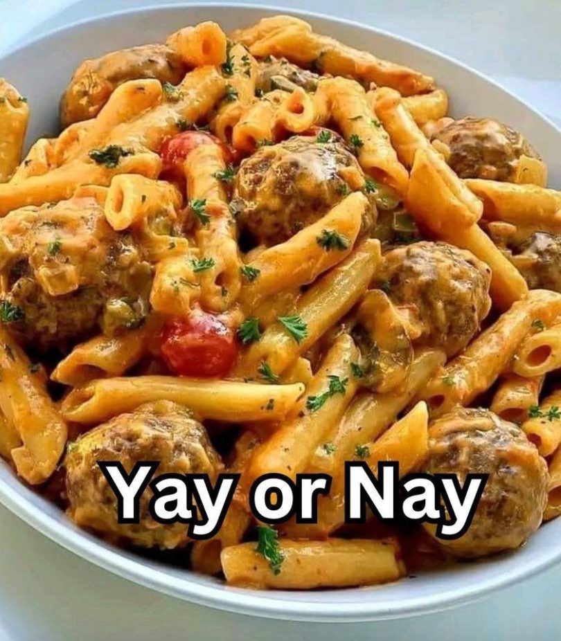 Penne pasta with meat balls